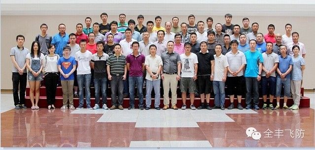 全豐航空值?？萍加邢薰?名教練通過“中國航空器擁有者及駕駛員協會”首 次專 業(yè)考試